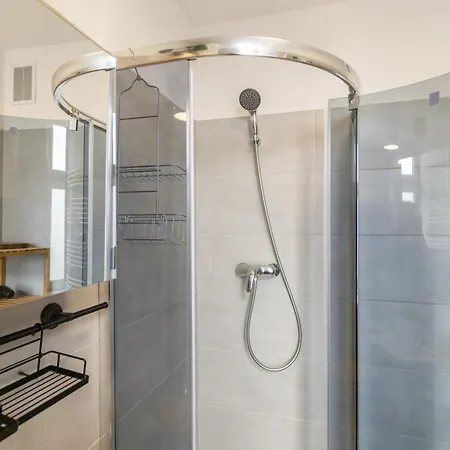 Apartment Bibi In Krakow, Location And Time Krakow